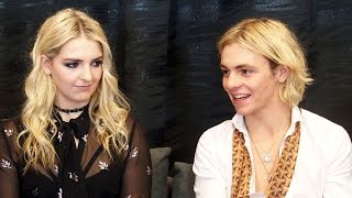 R5 Interview in Japan 「Ｒ５」来日インタビュー！２年ぶりの日本に感激＆日本のファンはquot特別quot [upl. by Florette]