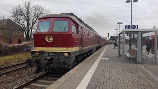 132 068 mit Makro fährt durch Aschersleben Ludmilla DR Grüße zurück [upl. by Laehctim]