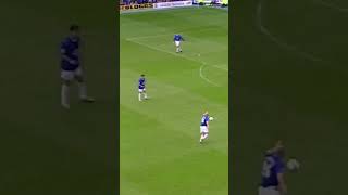 CAHILL STRIKE AGAINST NEWCASTLE SENDS GOODISON CRAZY everton football premierleague [upl. by Demah]