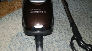 Electrolux Ultra One Z8870C  vacuum cleaner [upl. by Frye564]