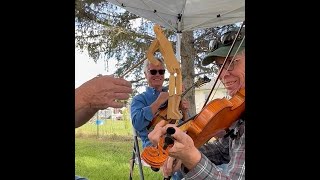 Old Yeller Dog Came Trottin Thru the Meeting House old time fiddle tune  Limberjack Dancer [upl. by Tfat]