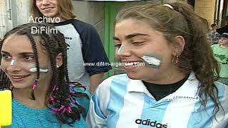 Gira premundial de futbol de la Seleccion Argentina  Hinchas en Israel 1998 [upl. by Pierette]