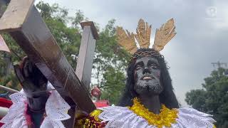 Nazareno 2024 Devotees wait for the andas to arrive at San Sebastian Church for the Dungaw [upl. by Aed954]