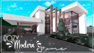 ROBLOX  Bloxburg Cozy Budget Modern Home  130k  Speedbuild  Tour  Screenies [upl. by Airdnek]