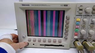 ☆Tektronix カラーデジタル フォスファ オシロスコープ TDS3054B （バッテリー無）【ジャンク品】 [upl. by Wadleigh]