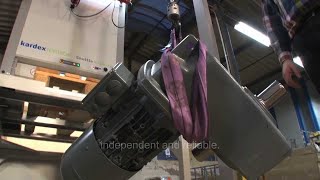 Kardex Remstar Shuttle XP 1000  Crane Handling [upl. by Jesh]