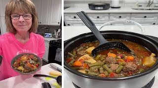 Healthy Hamburger Soup  Crockpot Healthy Hamburger Soup  Healthy Hamburger Soup Recipe [upl. by Erialcyram]