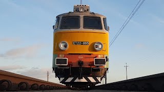 Piękny świżutki HELMUT ET22895 PKP Cargo uchwycony z dołu [upl. by Euqinommod]