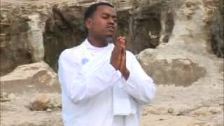 New Ethiopian OrtodoxTewahido mezmur Zemary Abel mekbib quotagatami aydelemquot [upl. by Ahsram]