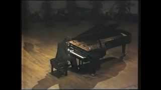 Pavel Nersessian plays Rachmaninov  Etude Tableau Op 39 No 1 Dublin 1991 [upl. by Koeninger]