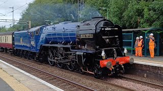 The Big Blue Locomotives Head South  60532 Blue Peter amp Blue Pullman 43059  Kings Langley 120724 [upl. by Yeslek]