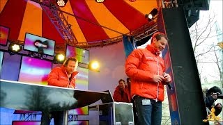 Indische Waterlelies Dansen  The Party QMusic  Efteling 2014 [upl. by Rfinnej140]