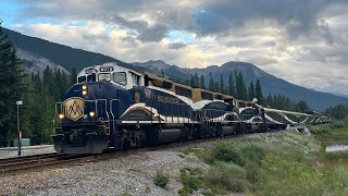 The Rocky Mountaineer Three GEEPs Leads the long and famous Rocky Mountaineer Passenger Train [upl. by Merla]