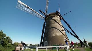 Histoires hollandaises  La Hollande le pays de leau  Les moulins de Kinderdijk [upl. by Hnilym44]