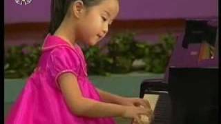 Piano Yu Pyol Mi  quotThe General and Childrenquot DPRK Music [upl. by Miksen364]