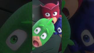 Train Stopped Can the Heroes Fix It  PJ Masks [upl. by Annadroj]