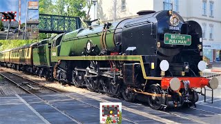 4K Beautiful 35 028 Clan Line Steam Train at Reigate Level Crossing Surrey [upl. by Annadiane]