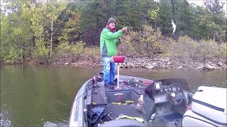 Pomme de Terre Bass Fishing Day 1 of Tri County Bass Club Finals October 2018 [upl. by Weaks]