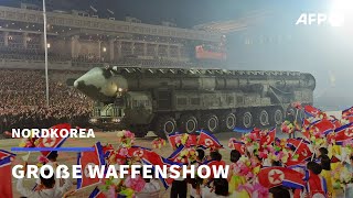 Nordkorea Schoigu als Ehrengast bei Waffenparade  AFP [upl. by Annayt]