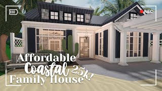 bloxburg  🌿 ꒰ 25k ꒱ no gamepass affordable coastal house ꒰ build amp tour ꒱ [upl. by Haggerty72]