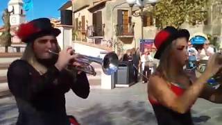 Girlesque Street Band  Not sunny side of the street  Festa delluva 2017 Capoliveri [upl. by Shelden]