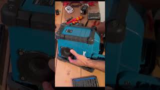 Makita DMR107 Reparatur diy repair makita soldering electronics [upl. by Ahsirtal]