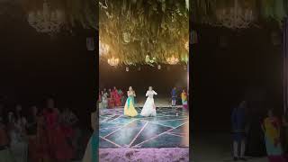 Kamariya  WEDDING DANCE by Eshani and Shivani  Garba x Shuffle  LEARN this on DesiFuzeCom [upl. by Cressida]