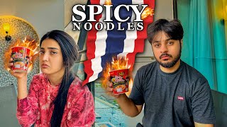 NASHTY MAI SPICY NOODLES KHANI PARI 🥵 [upl. by Meisel]