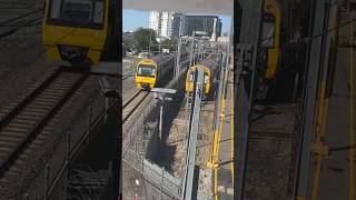 SMU 232 departing Ipswich towards Rosewood passing under Waghorn street with Country Horn Toot [upl. by Allenaj]