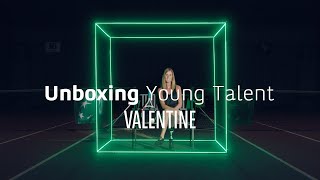 Unboxing Young Talent Valentine Grandjean tennisster FR sub NL [upl. by Ahtaga]