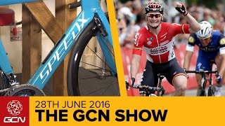 The Worlds First Ever Smart Bike  The GCN Show Ep 181 [upl. by Kassandra598]