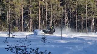 arctic cat 2017 xf 9000 Precision EFI 280hp sidewinder sound [upl. by Carlin]