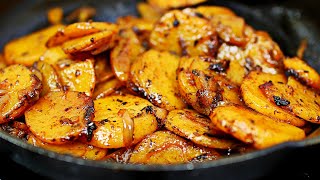 Delicious Pan Fried Potatoes  Easy Skillet Potatoes Recipe [upl. by Erastatus]