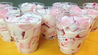 Postre de gelatina y Fresas con crema [upl. by Nnawtna]