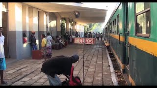 MADAGASCAR  Train MANAKARAFIANARANTSOA [upl. by Natsyrt]