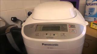 Panasonic SD2511 Breadmaker Review [upl. by Schreib]