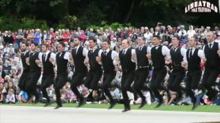 Championnat de Bretagne de Musique et de Danse Traditionnelle Gourin 2016 Spettacolo REvolutionS [upl. by Codd]