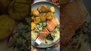 Toskanischer Lachs mit Röstkartoffeln und SpinatParmesan Soße🔥 shorts [upl. by Schriever914]