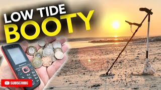 Beach Metal Detecting 2021  equinox 800 south coast detecting [upl. by Eitsyrc555]