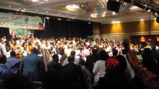 Pastor Kenneth Moales Jr War Cry Praise Break [upl. by Tippets987]