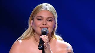 LOUANE  Aimer à Mort  Live  NRJ Music Awards 2021 [upl. by Hedda]