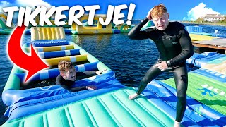 EXTREEM TIKKERTJE OP WATERPARK CHALLENGE [upl. by Natfa]