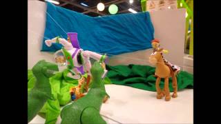 Ateliers Fnac Kids avec Disney  Attaque du Tirex de Toy Story [upl. by Trbor846]