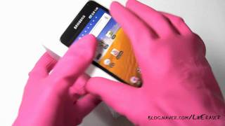 Samsung YPGB70Galaxy Player 70 Unboxing [upl. by Reivad]