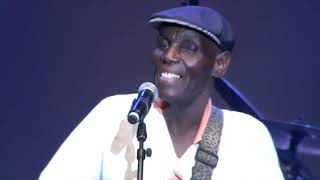 Oliver Mtukudzi feat Hugh Masekela  Todii Live [upl. by Goldfinch]