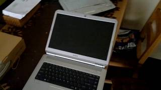 JAK WYMIENIĆ MATRYCĘ W LAPTOPIE SONY VAIO 154  ForumWiedzy [upl. by Ynnahc870]