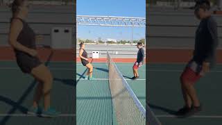 Clases de tenis calentamiento COMO JUGAR TENIS Tips para iniciar a jugar tenis [upl. by Alonzo169]