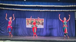 Pranavakaram siddhi vinayaka dance video [upl. by Aniuqahs]