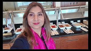 Emirates Business Class Lounge  SFO [upl. by Noillid]