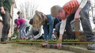 Kinderen zelf aan de slag  schoolplein Noordijk NLDoet [upl. by Antonino]